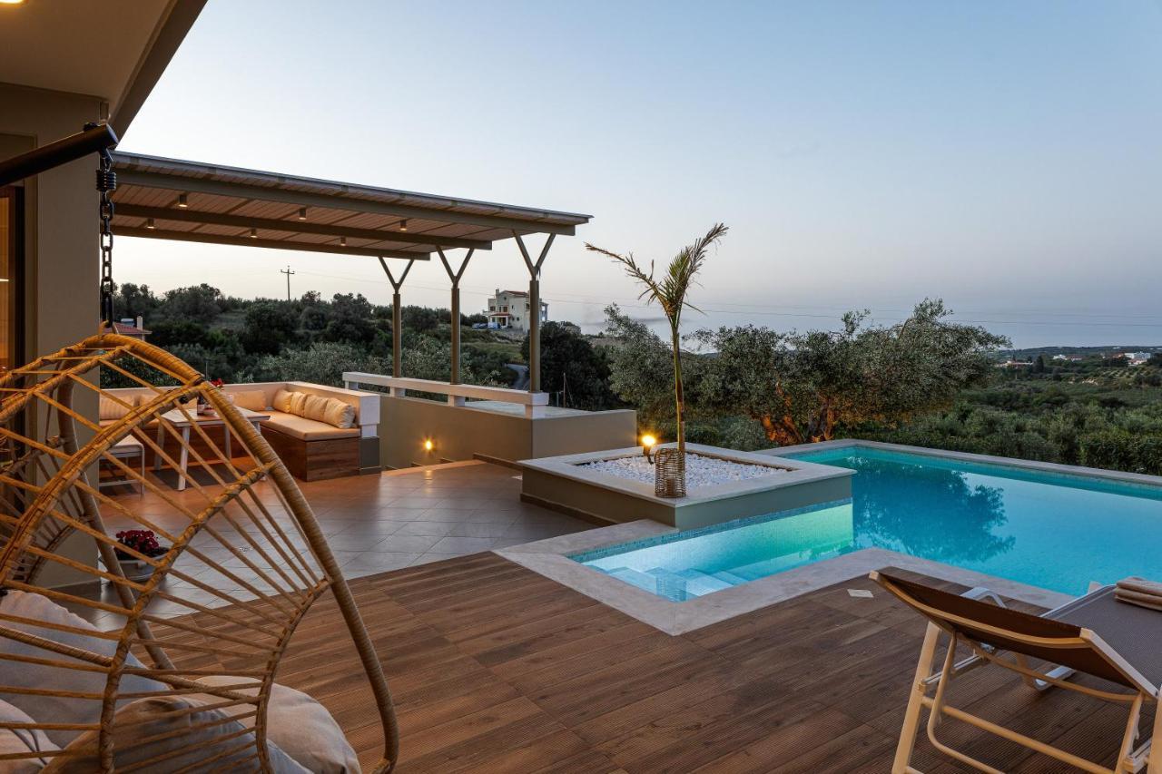 Rizes Villa With Jacuzzi & Heated Pool Agia Triada Dış mekan fotoğraf