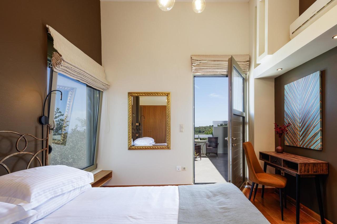 Rizes Villa With Jacuzzi & Heated Pool Agia Triada Dış mekan fotoğraf