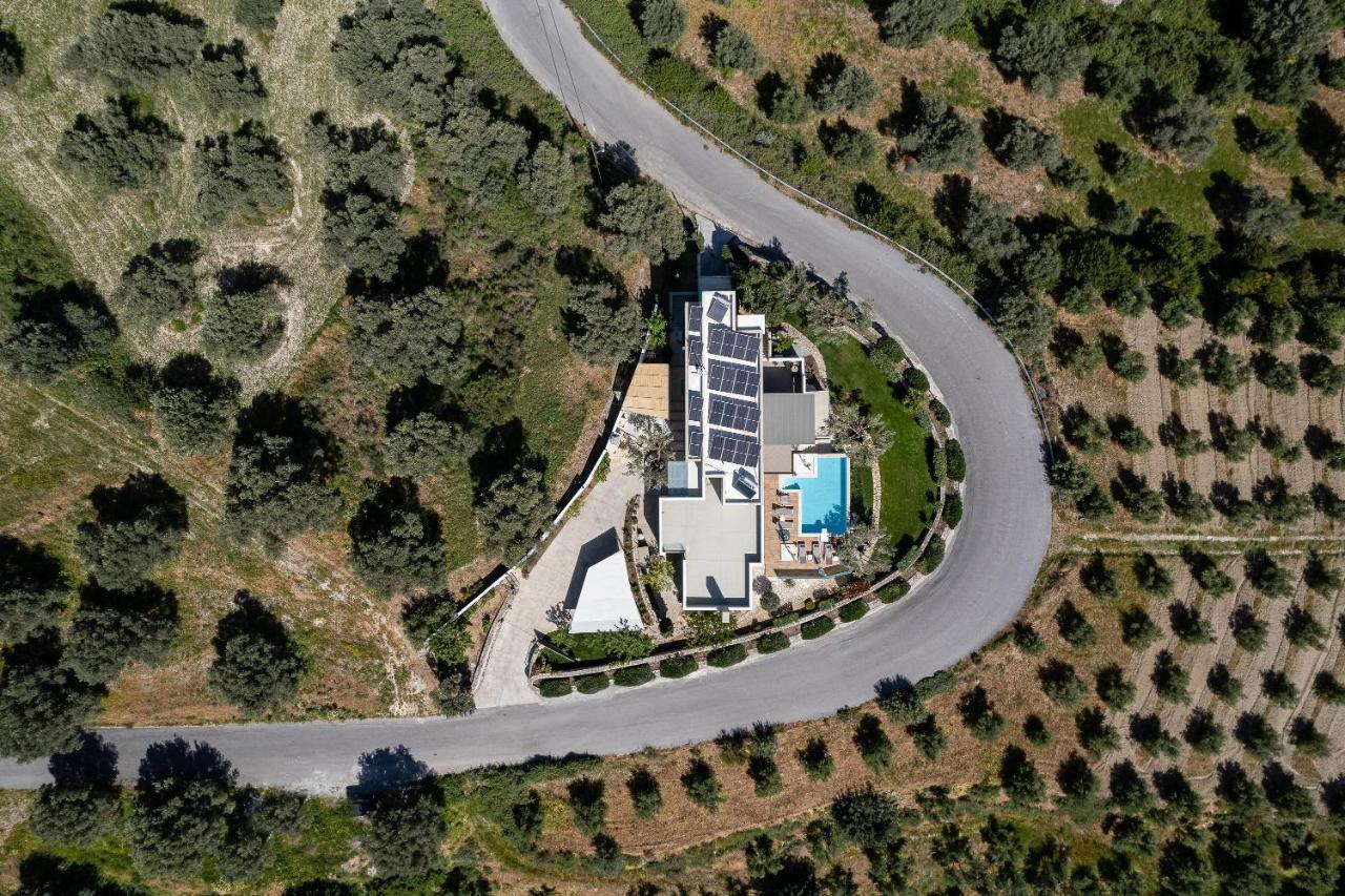 Rizes Villa With Jacuzzi & Heated Pool Agia Triada Dış mekan fotoğraf